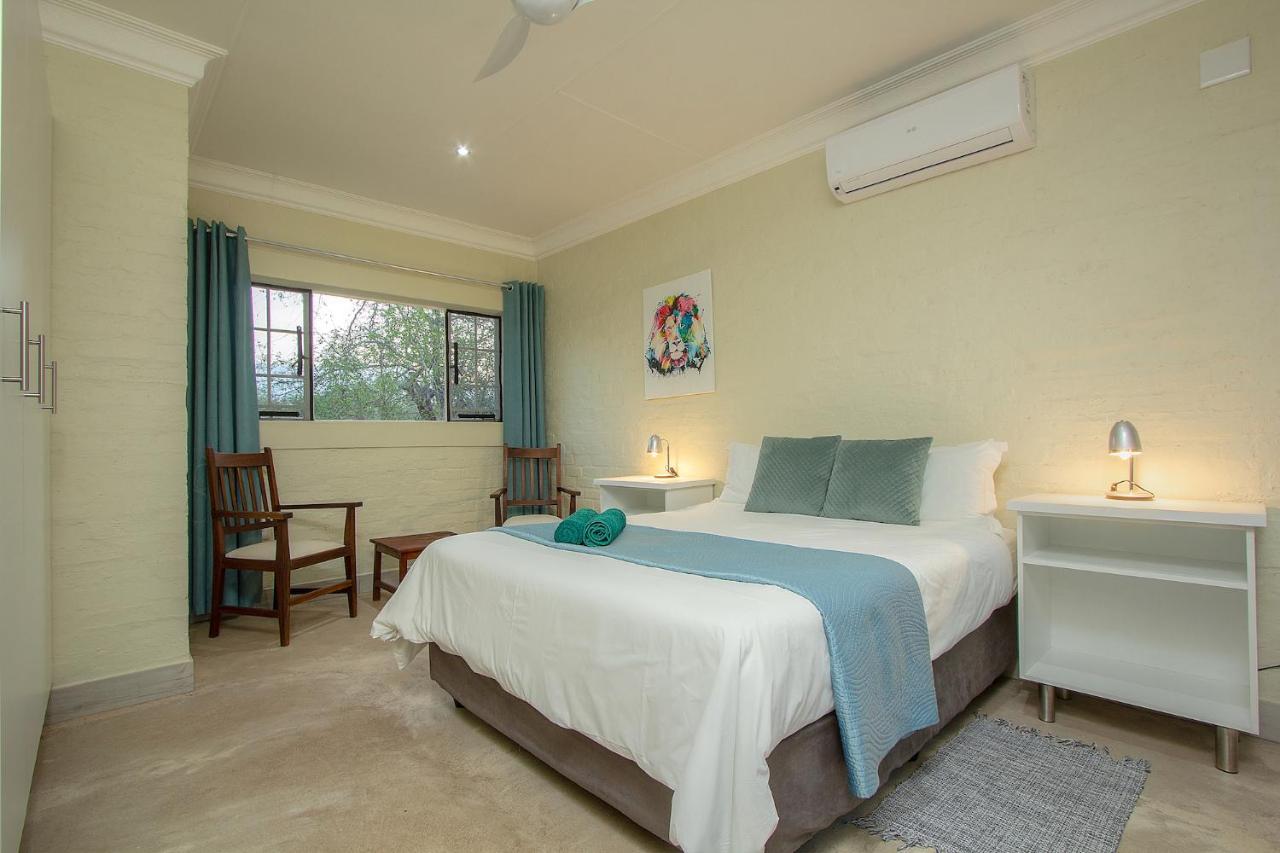Kruger'S Retreat House & Kruger'S Rest Studio Marloth Park Dış mekan fotoğraf